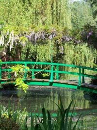 Ospiti da Monet, tra le ninfee in fiore