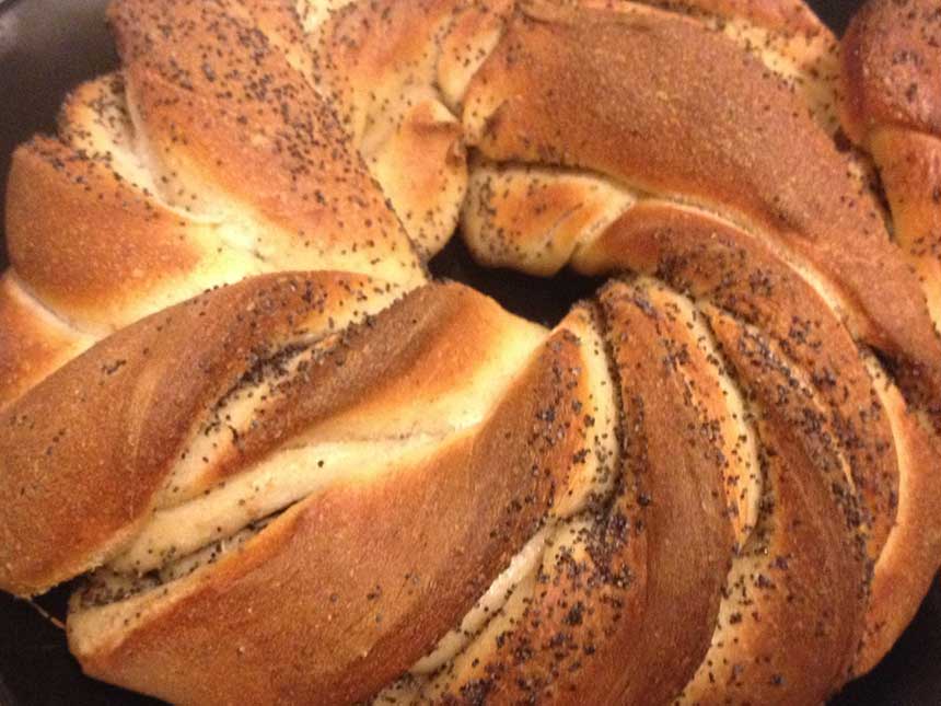 Pane ai semi di papavero